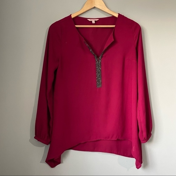 𝅺Juicy Coutour Bing Blouse V neck size small - Picture 3 of 8